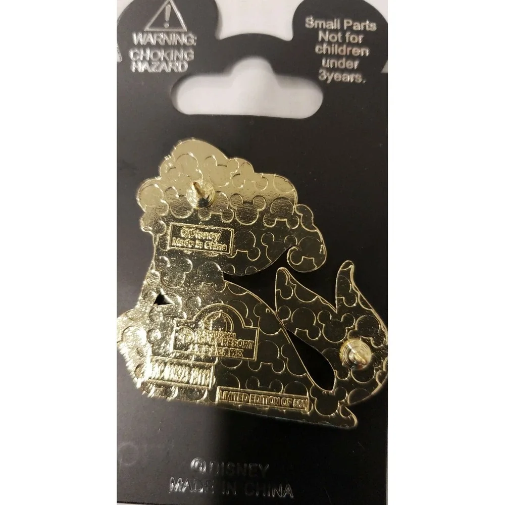 Disney Pin Little Mermaid Princess Ariel on the Rocks Shanghai SDR LE 500 00001‎